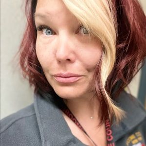 Meet your Posher, Marissa